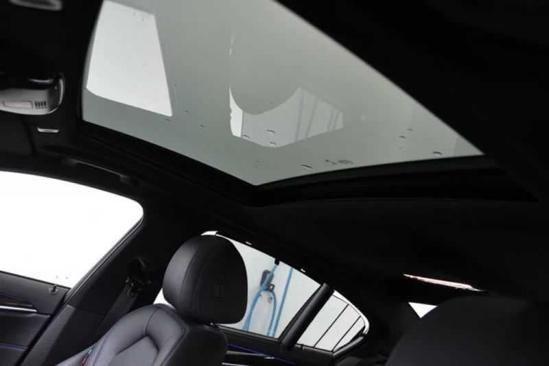 BMW 530E xDrive iPerformance, снимка 13 - Автомобили и джипове - 53368895