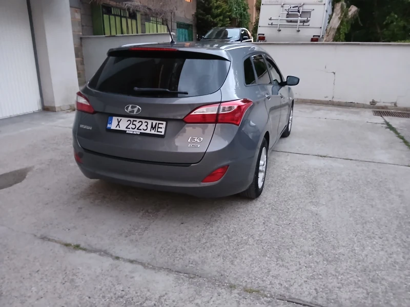 Hyundai I30 1.4 CRDi , снимка 5 - Автомобили и джипове - 53407191