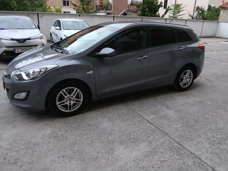 Hyundai I30 1.4 CRDi , снимка 6 - Автомобили и джипове - 53407191