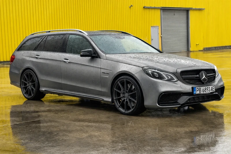 Mercedes-Benz E 63 AMG