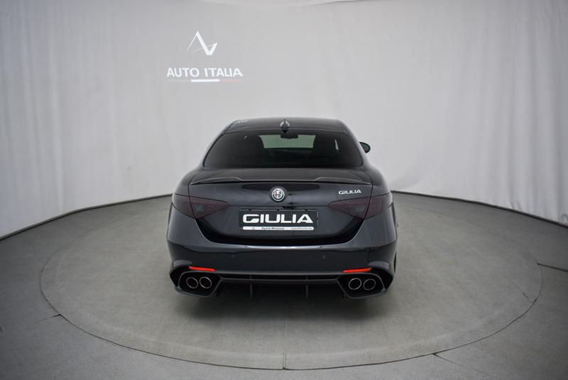 Alfa Romeo Giulia Quadrifoglio, снимка 5