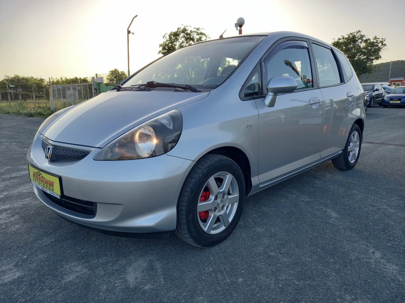 Honda Jazz 1.3 КЛИМА ТОП СЕРВИЗНА КНИЖКА  - изображение 3