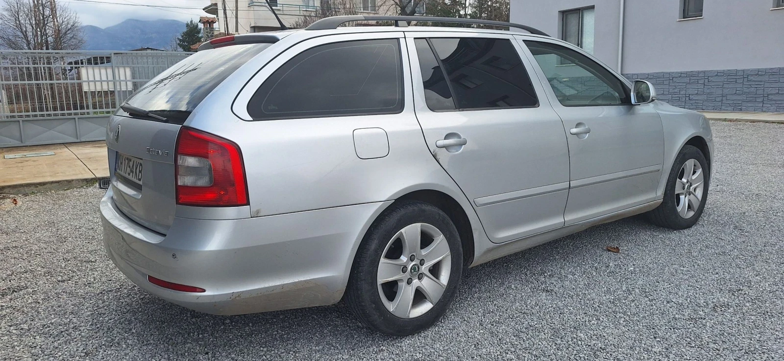 Skoda Octavia 1.6TDI AVTOMAT DSG 7ск - изображение 5