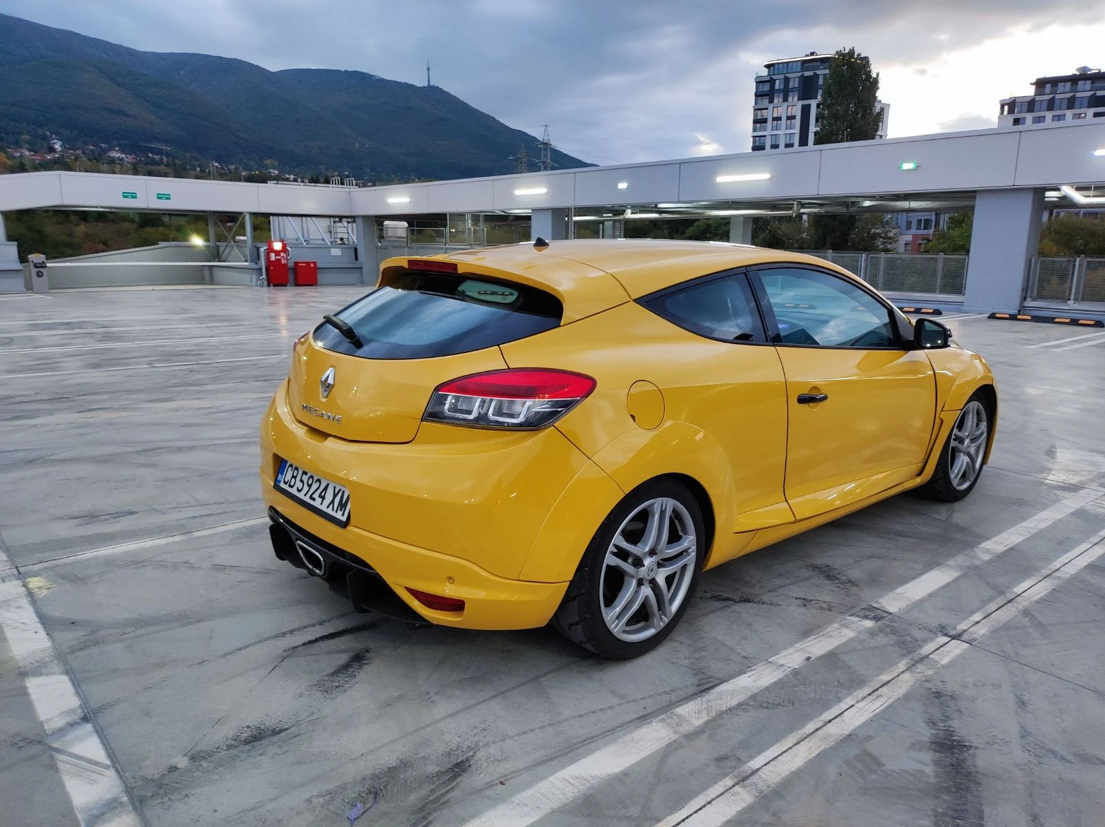 Renault Megane SPORT - изображение 8