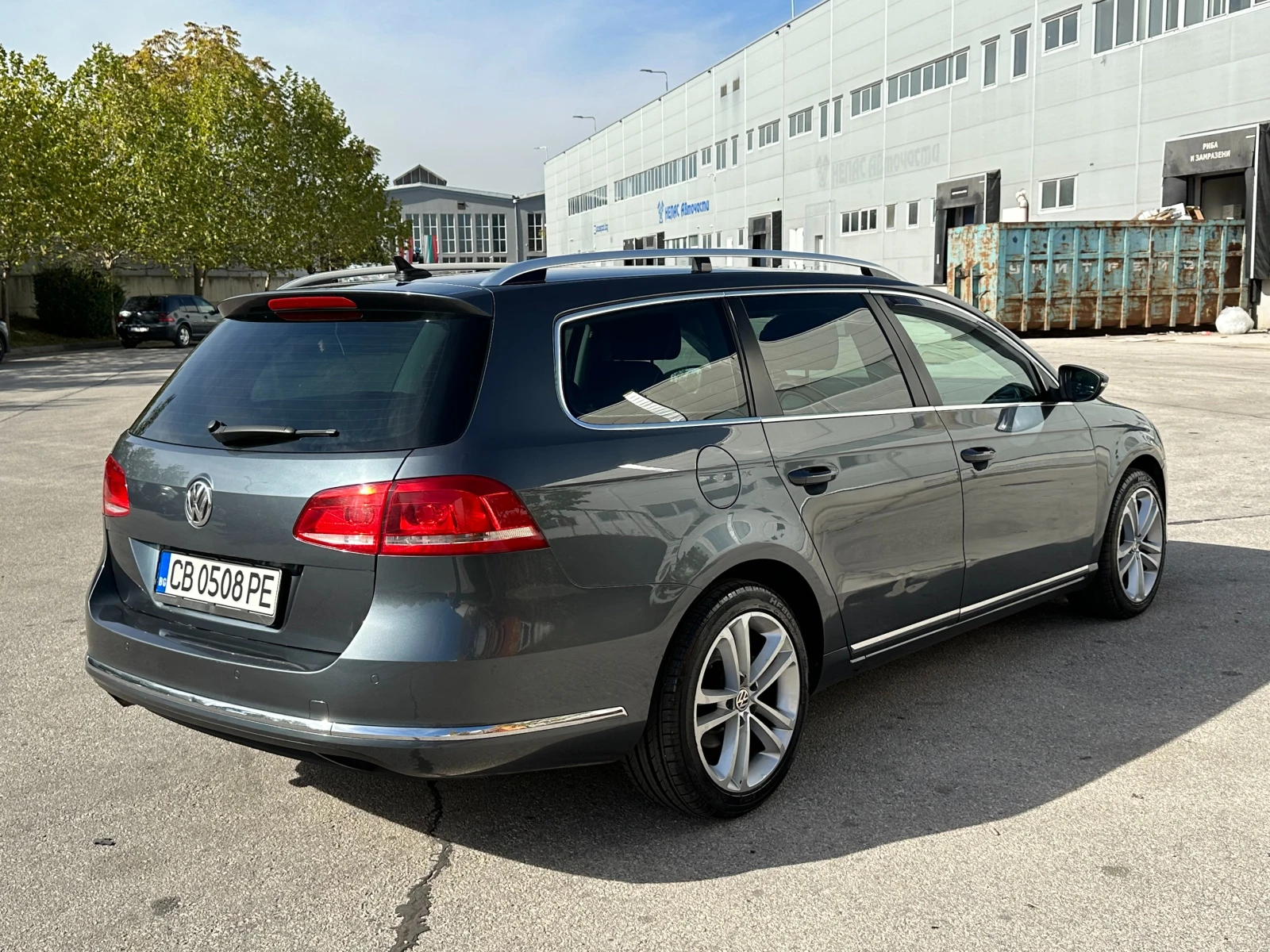 VW Passat 1.6TDI 105 к.с. - изображение 4