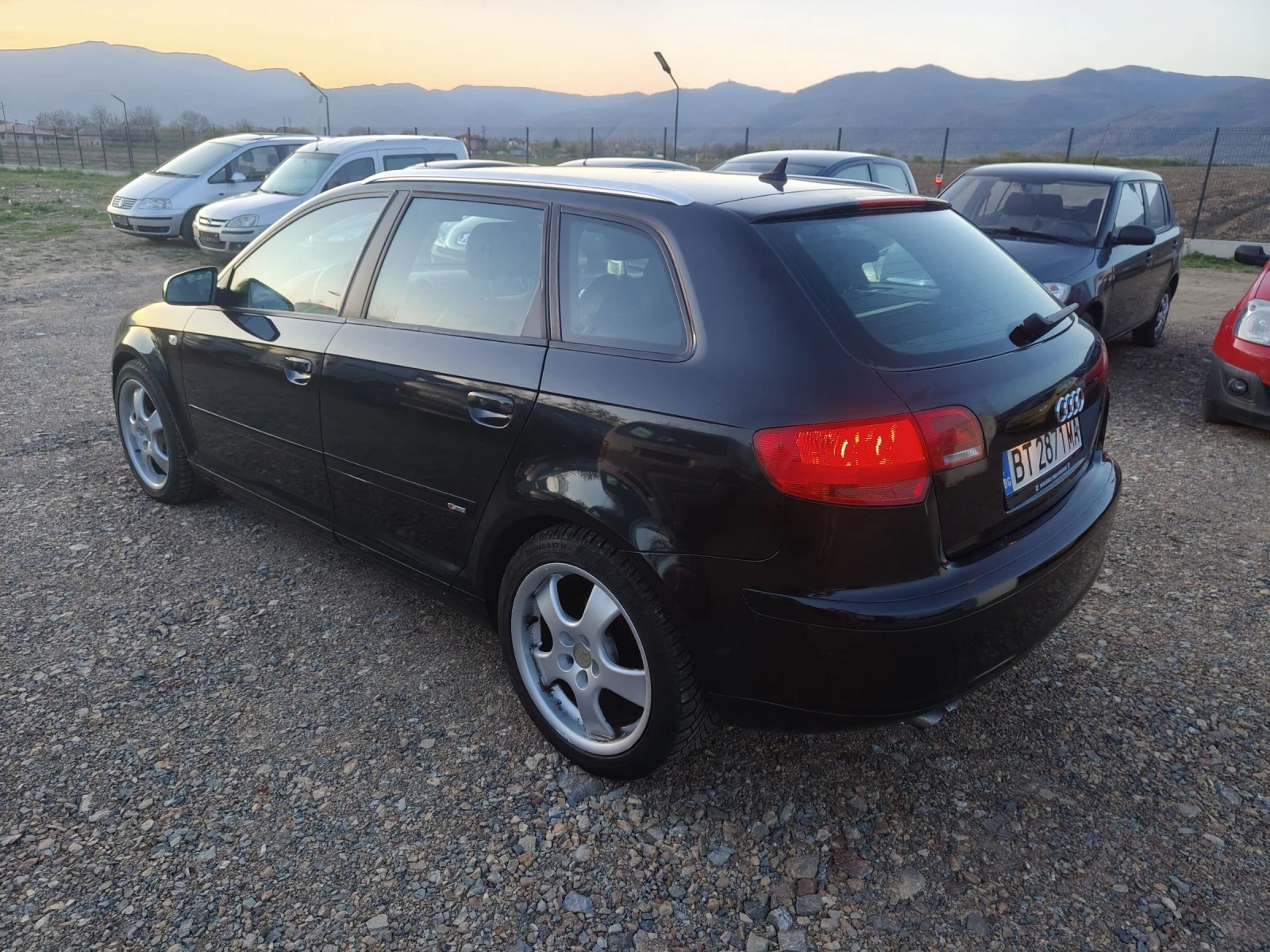 Audi A3 2.0 TDI DSG S LINE - изображение 4