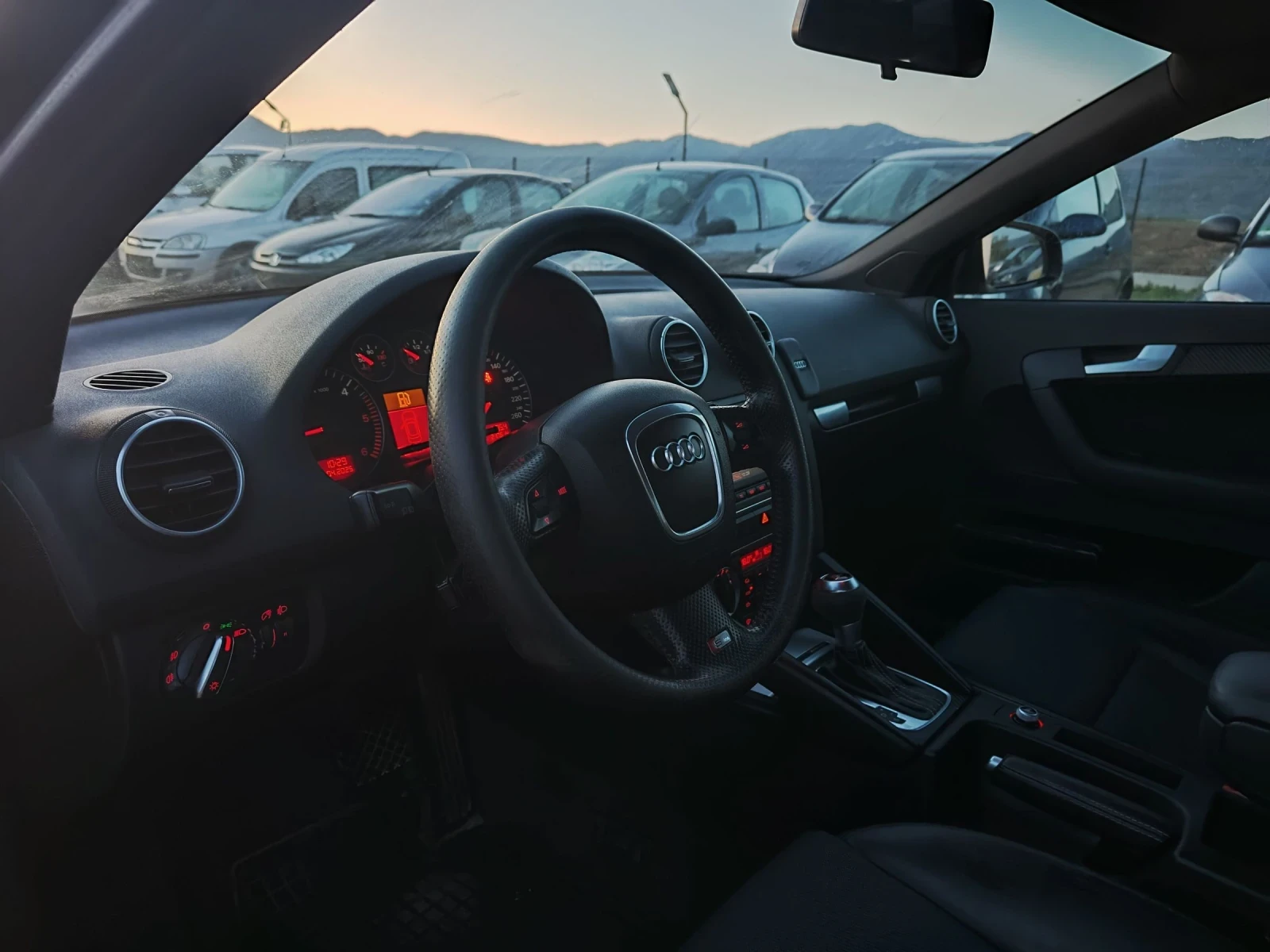 Audi A3 2.0 TDI DSG S LINE - изображение 10
