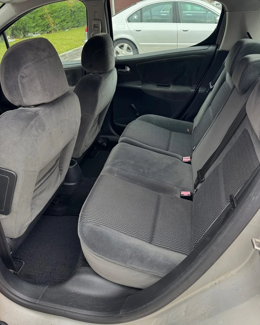 Peugeot 207  - изображение 9