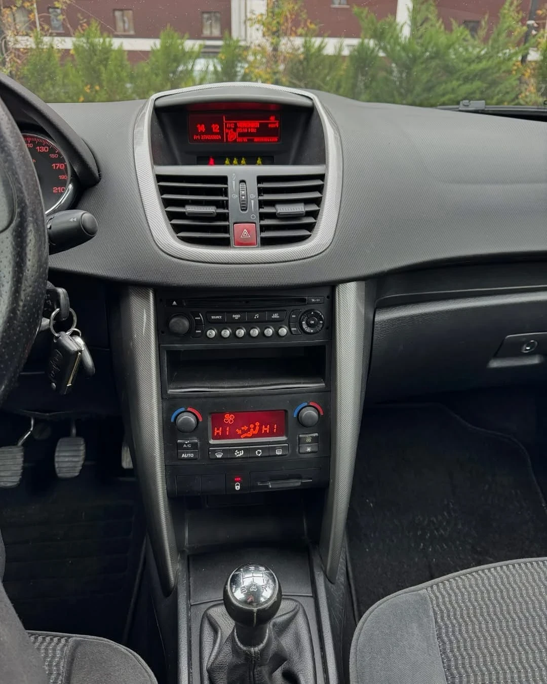 Peugeot 207  - изображение 10
