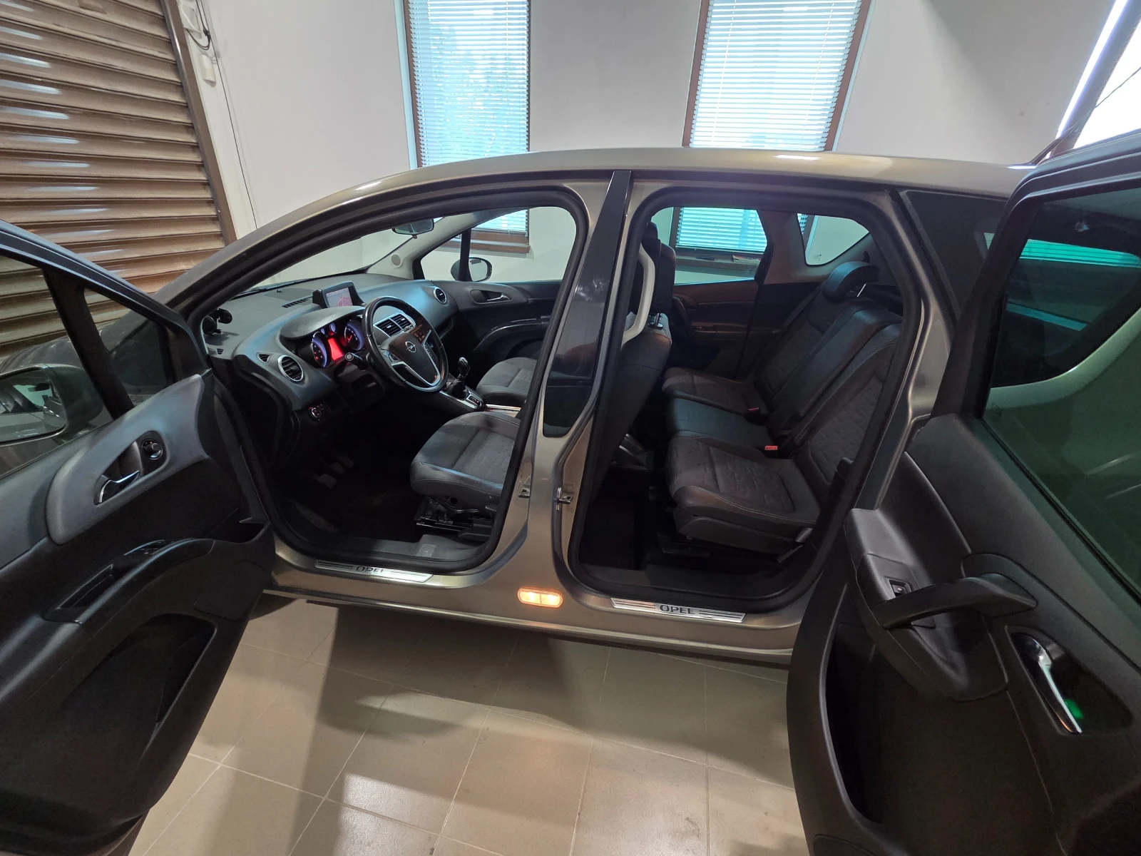Opel Meriva  - изображение 9