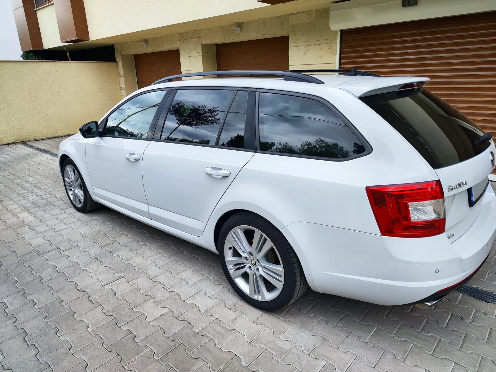 Skoda Octavia 2.0 tdi vrs - изображение 4