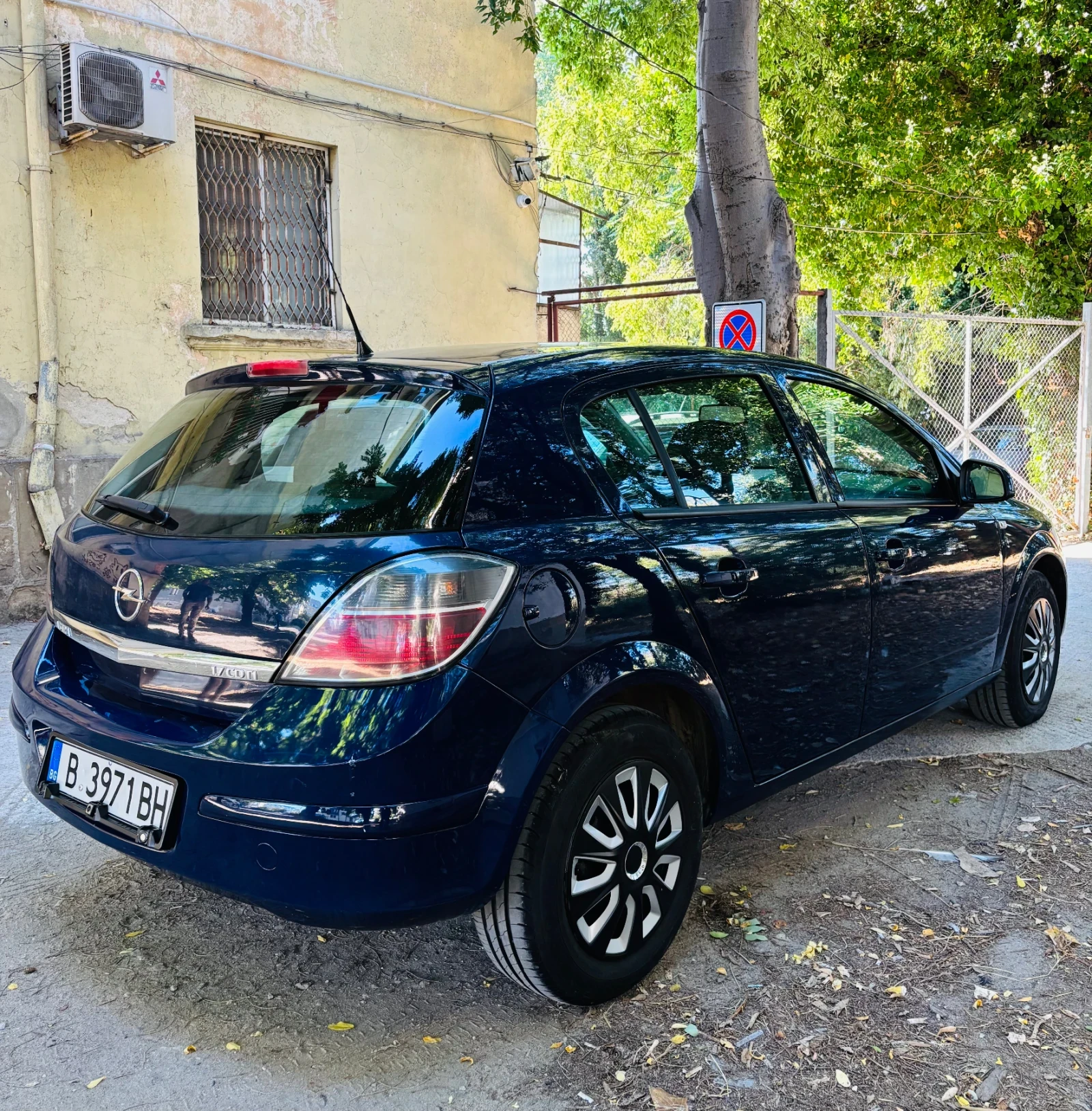 Opel Astra 1.7 CDTI БЪЛГАРИЯ - изображение 4