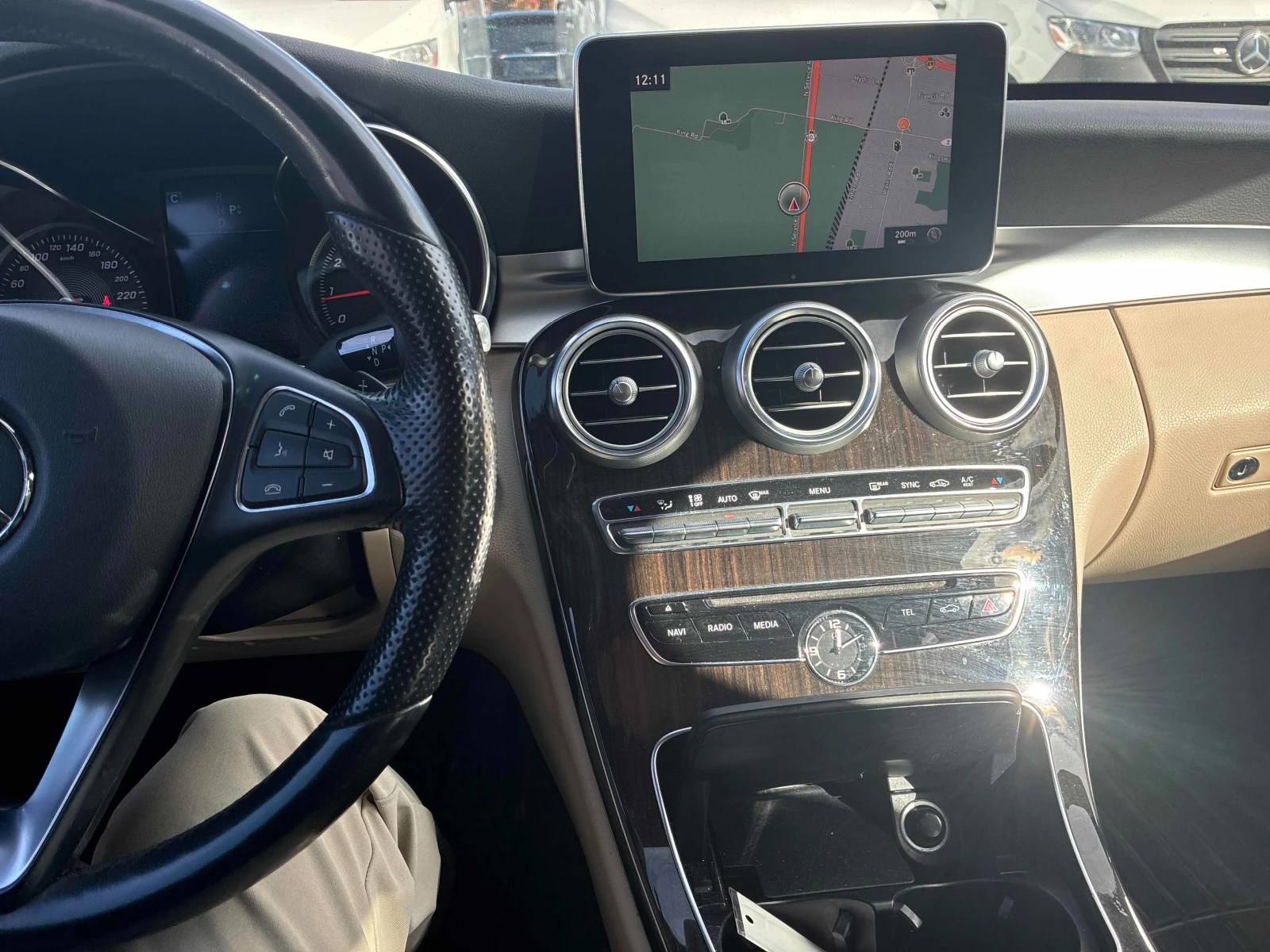 Mercedes-Benz C 300 * CARFAX * БЕЗ ПЪРВОНАЧАЛНА ВНОСКА - изображение 9