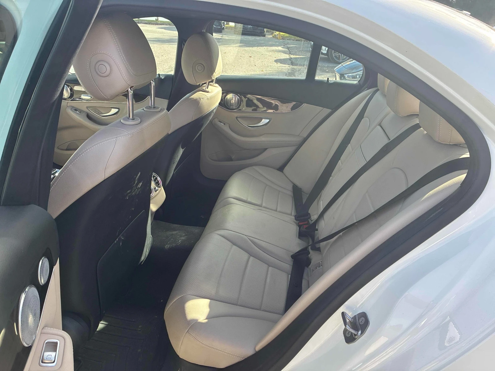 Mercedes-Benz C 300 * CARFAX * БЕЗ ПЪРВОНАЧАЛНА ВНОСКА - изображение 10