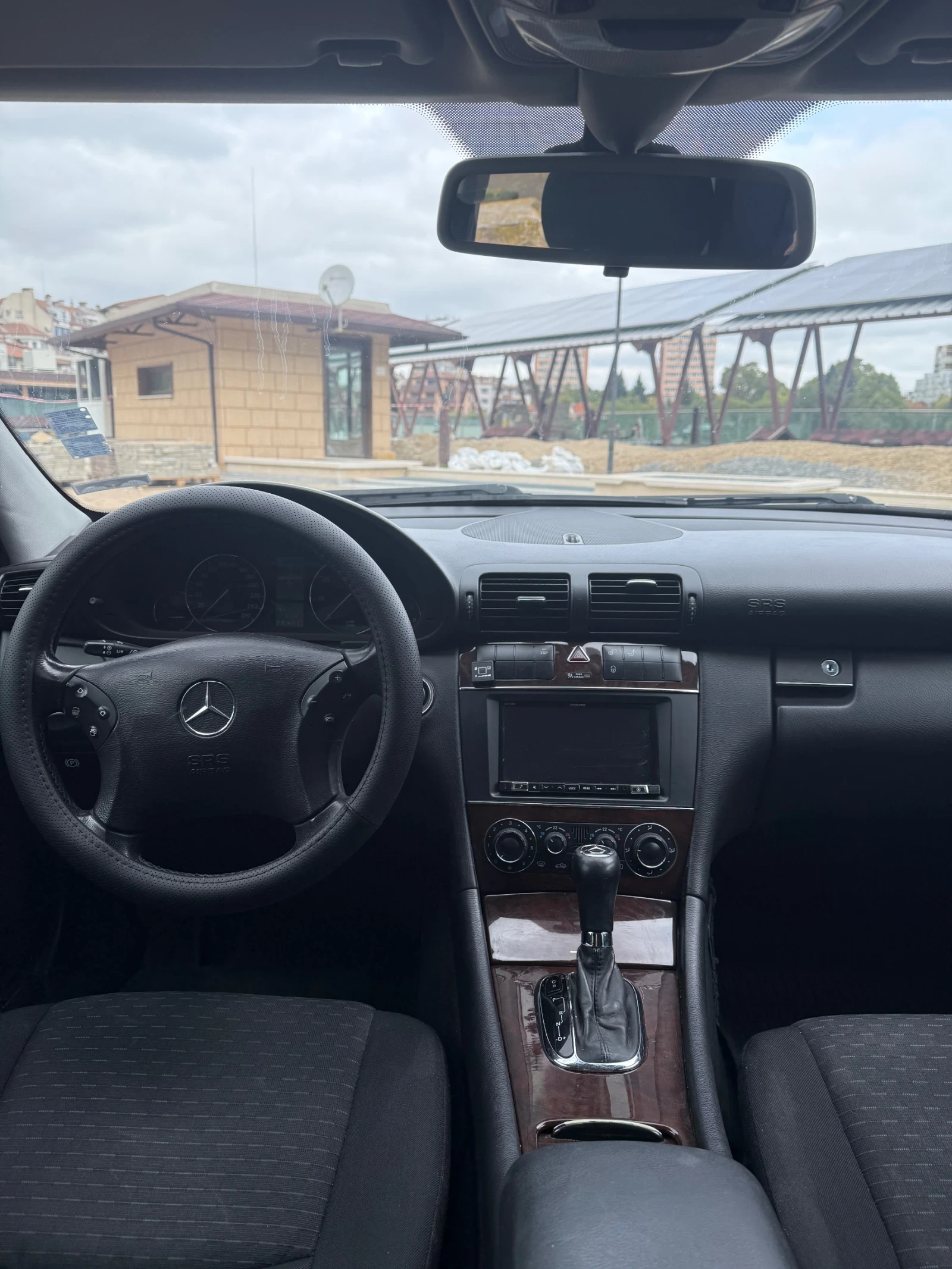 Mercedes-Benz C 180 Kompressor - изображение 5