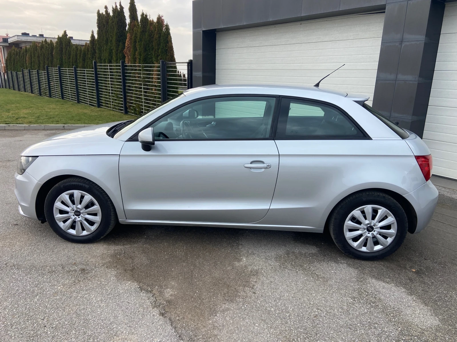Audi A1 1.6 TDI - изображение 2