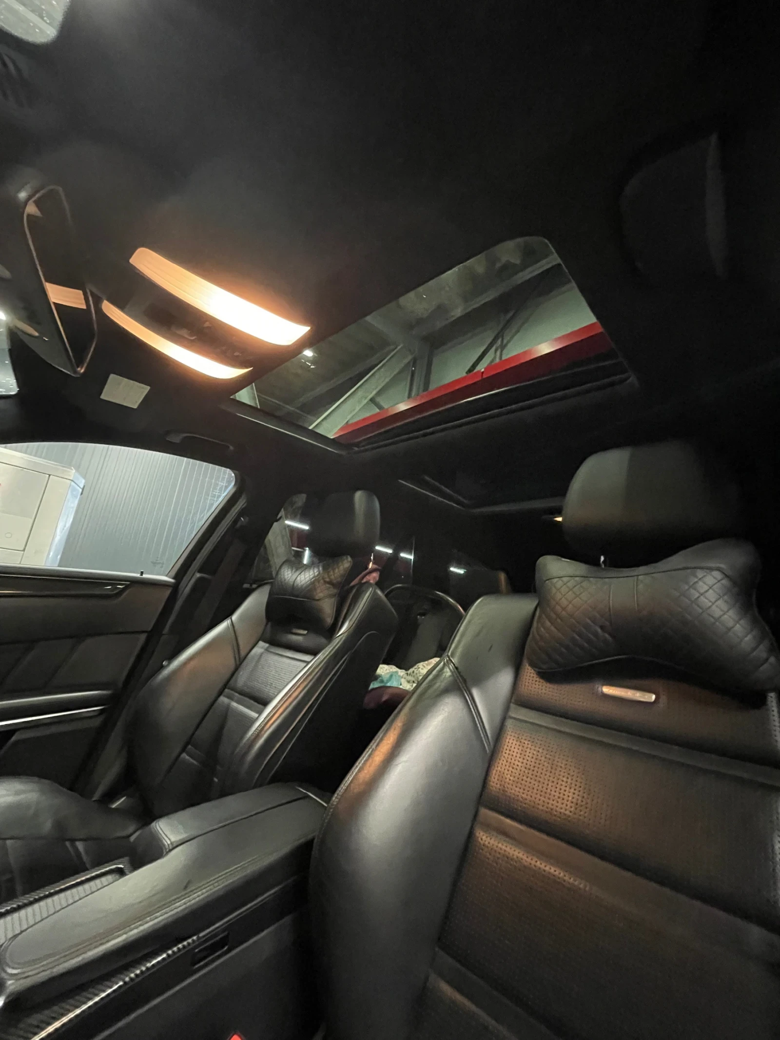 Mercedes-Benz E 63 AMG E63S, снимка 8 - Автомобили и джипове - 53576928