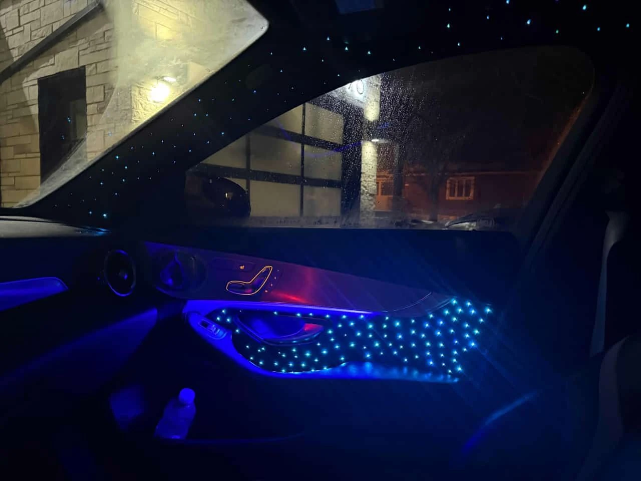 Mercedes-Benz C 63 AMG S | DISTRONIC | BURMESTER | 360 | ЗВЕЗДЕН ТАВАН, снимка 15 - Автомобили и джипове - 53819519