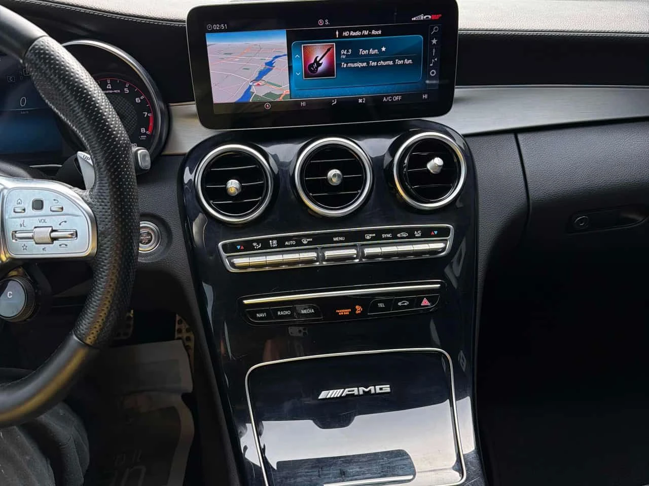 Mercedes-Benz C 63 AMG S | DISTRONIC | BURMESTER | 360 | ЗВЕЗДЕН ТАВАН, снимка 10 - Автомобили и джипове - 53819519