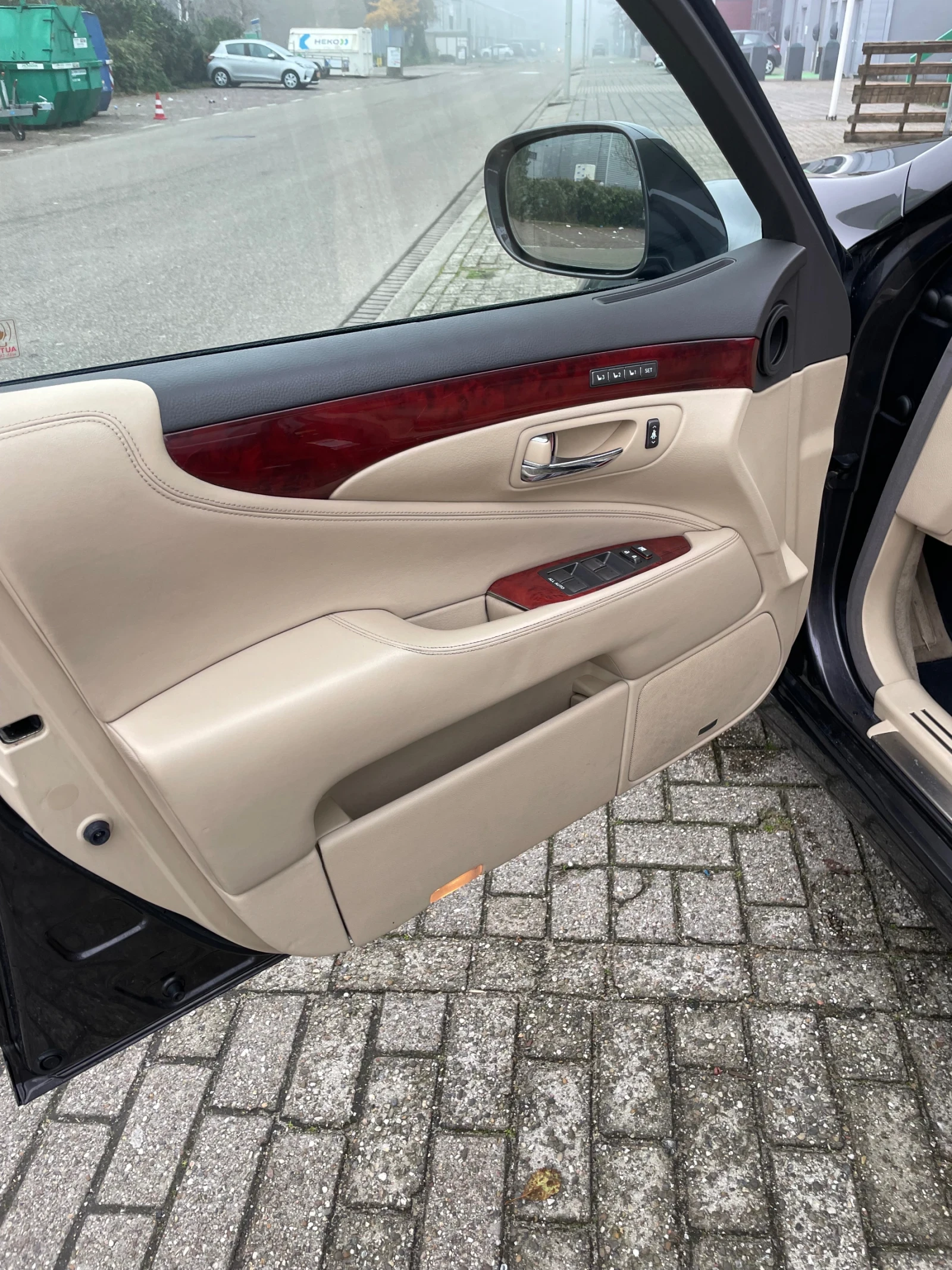 Lexus LS 460, снимка 14 - Автомобили и джипове - 54400084