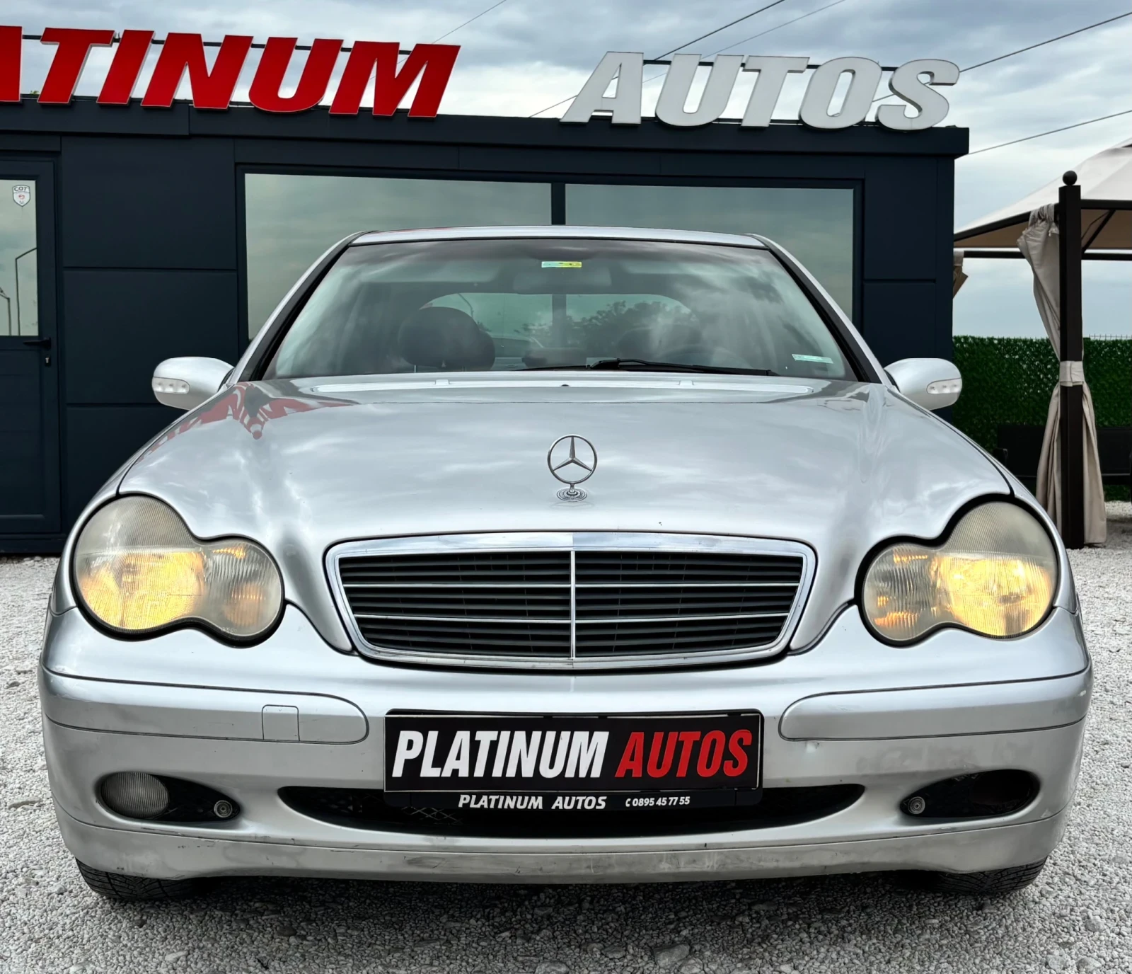 Mercedes-Benz C 200, снимка 2 - Автомобили и джипове - 54456037