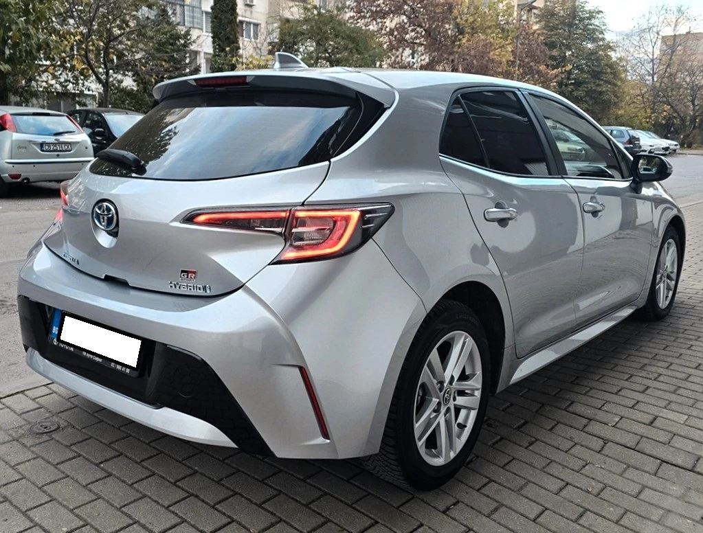Toyota Corolla 1.8 HIBRID , снимка 2 - Автомобили и джипове - 55165846