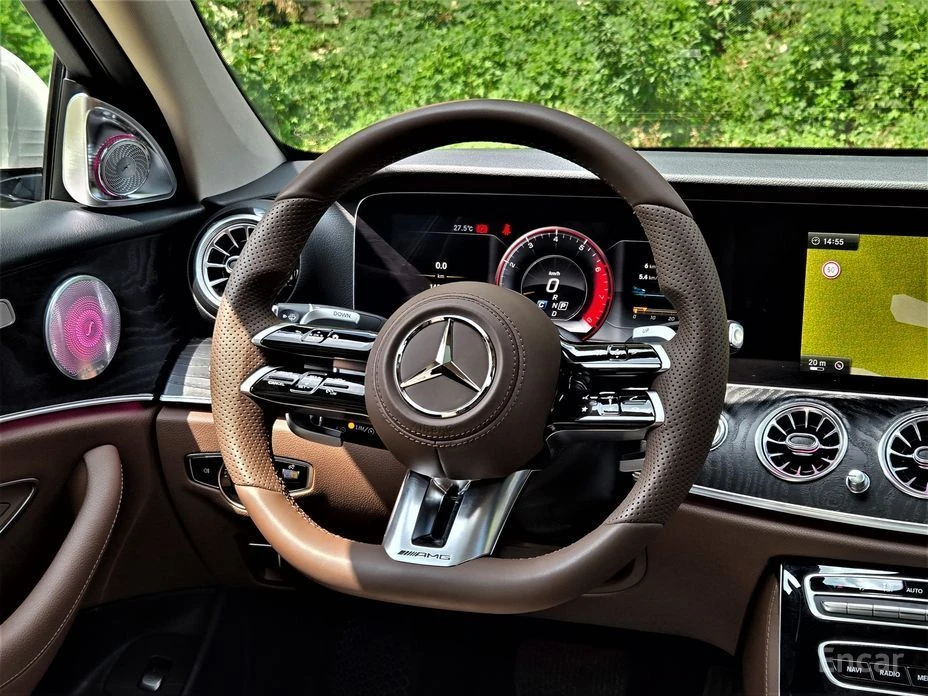 Mercedes-Benz E 220, снимка 6 - Автомобили и джипове - 55184358