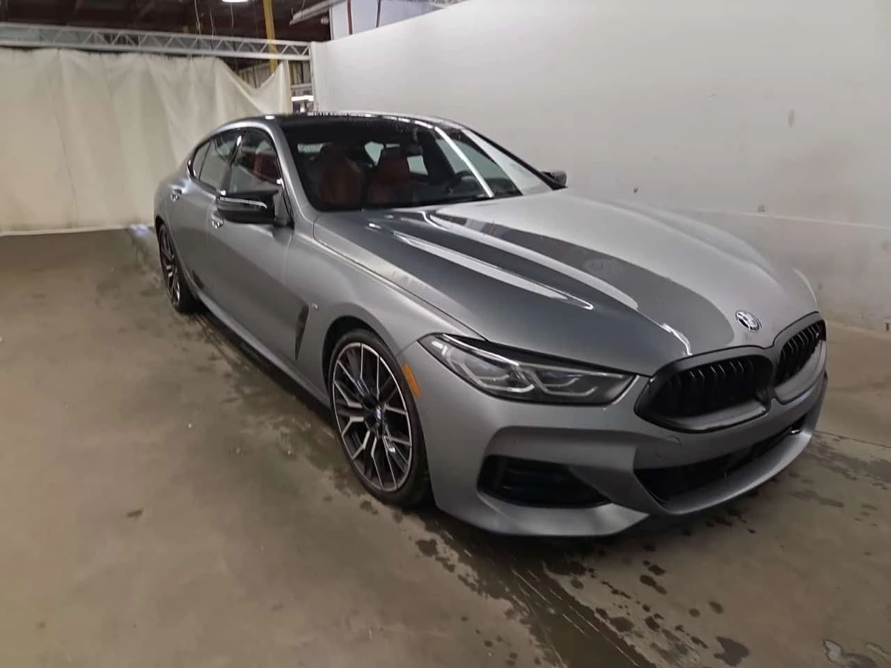 BMW 850 HUD/NIGHT VISION/DISTRONIC/360/COOLED SEATS/SUNROO, снимка 2 - Автомобили и джипове - 55194320
