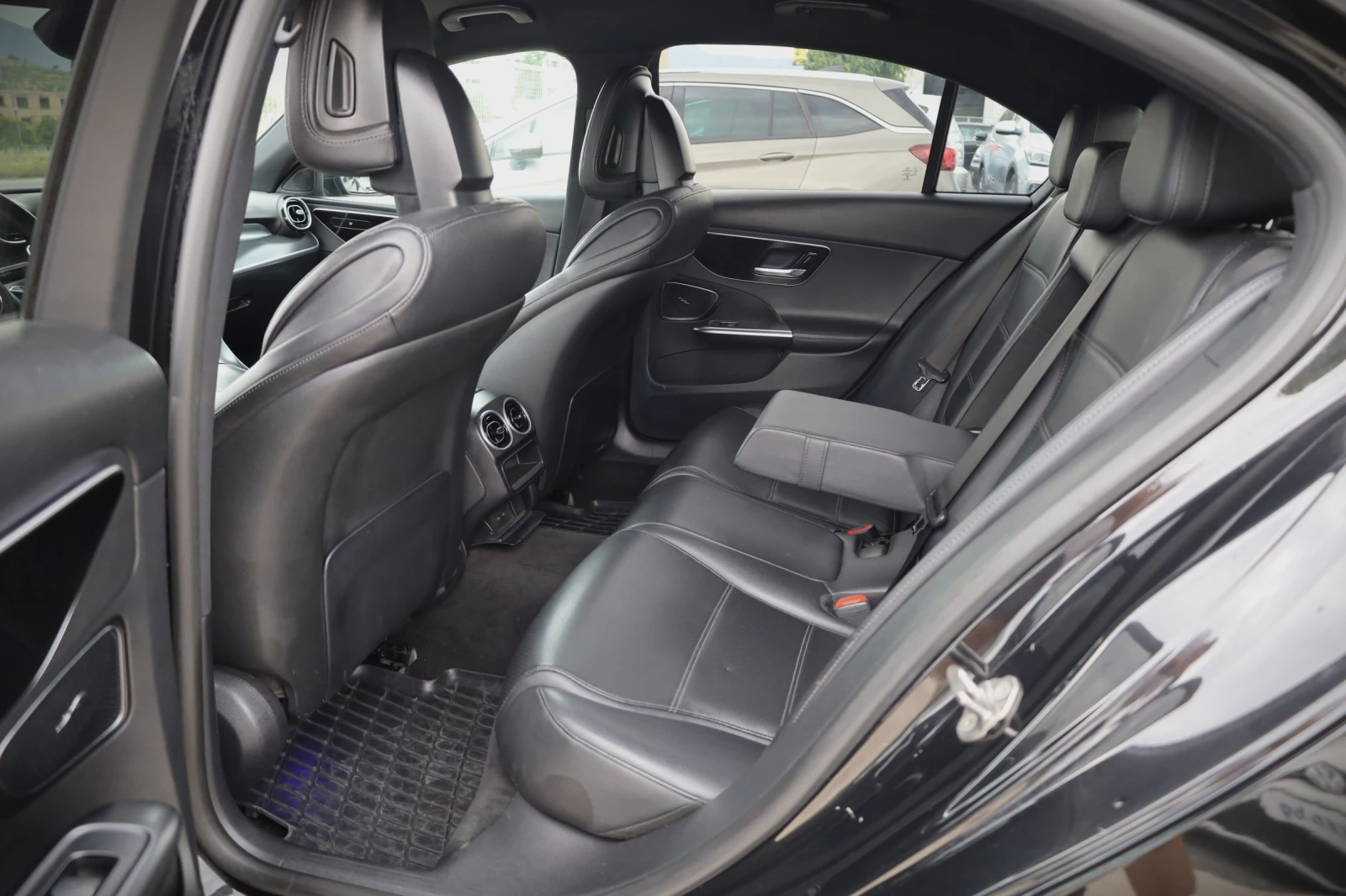 Mercedes-Benz C 200 Hybrid, снимка 8 - Автомобили и джипове - 55259484