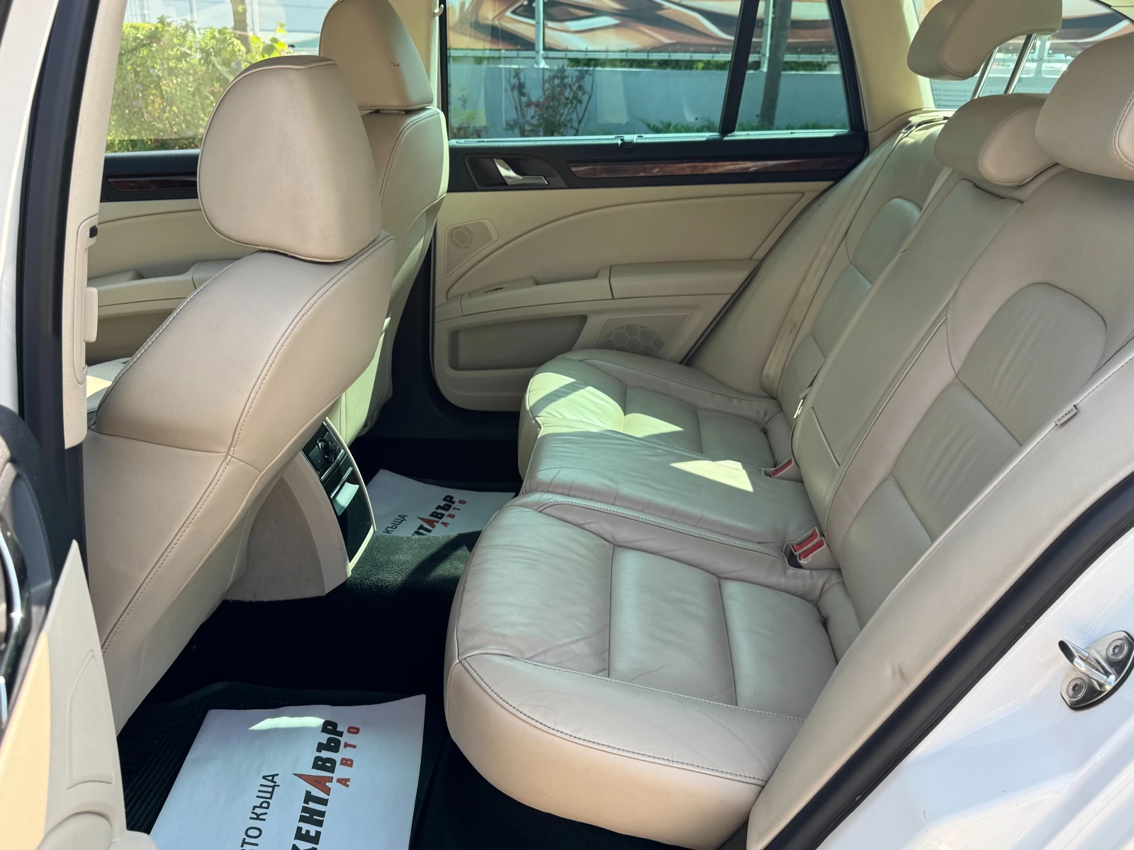 Skoda Superb 2.0d 170 к.с., снимка 16 - Автомобили и джипове - 55347504