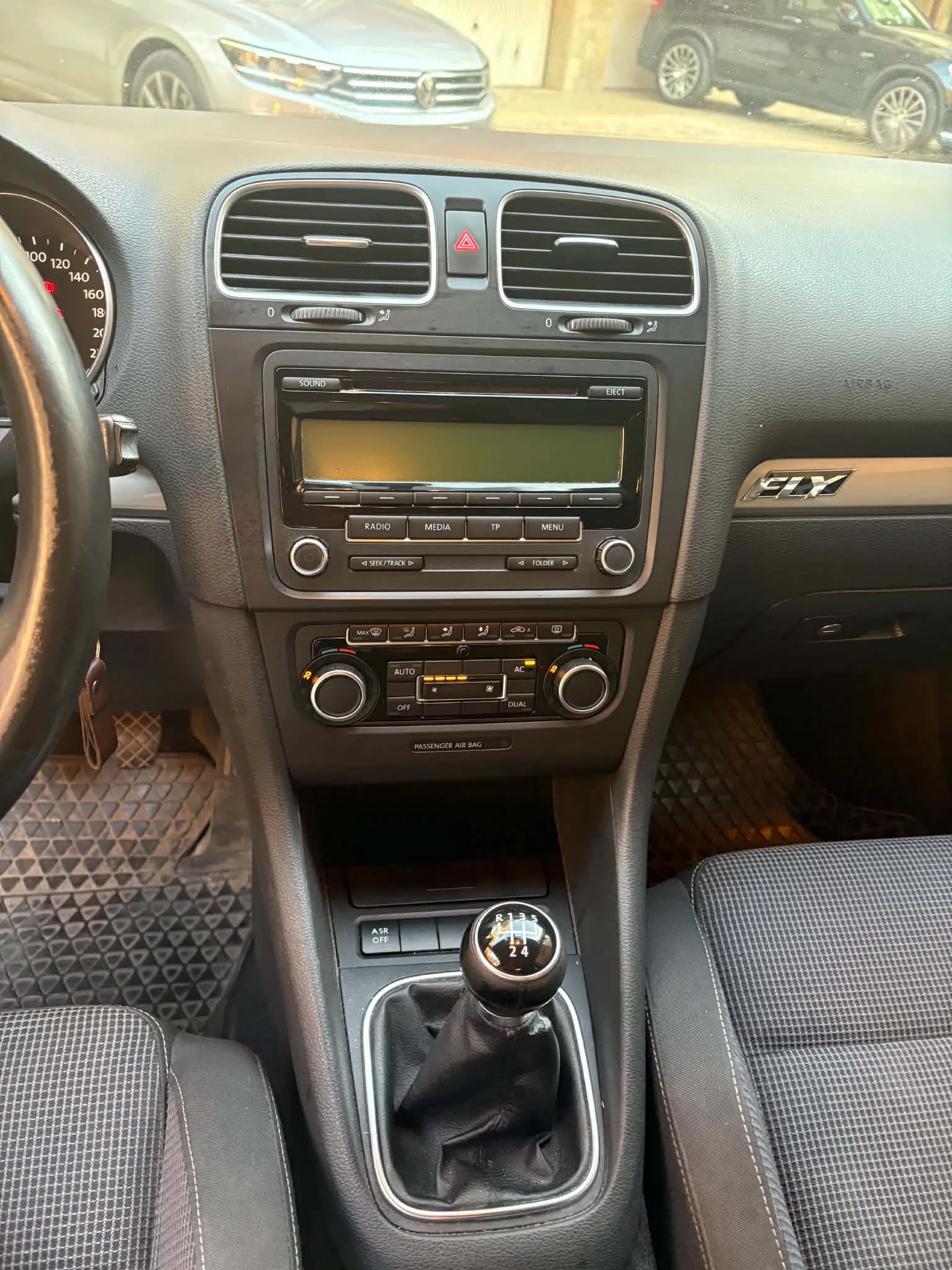 VW Golf 6, снимка 3 - Автомобили и джипове - 55581792