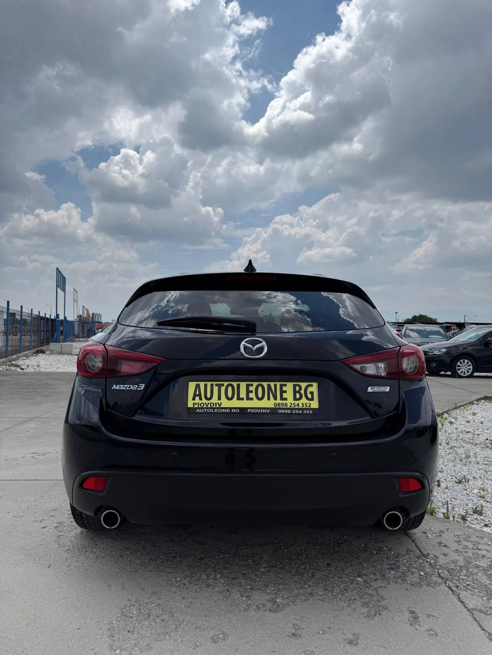 Mazda 3 2.2 SKYACTIV, снимка 5 - Автомобили и джипове - 55898244
