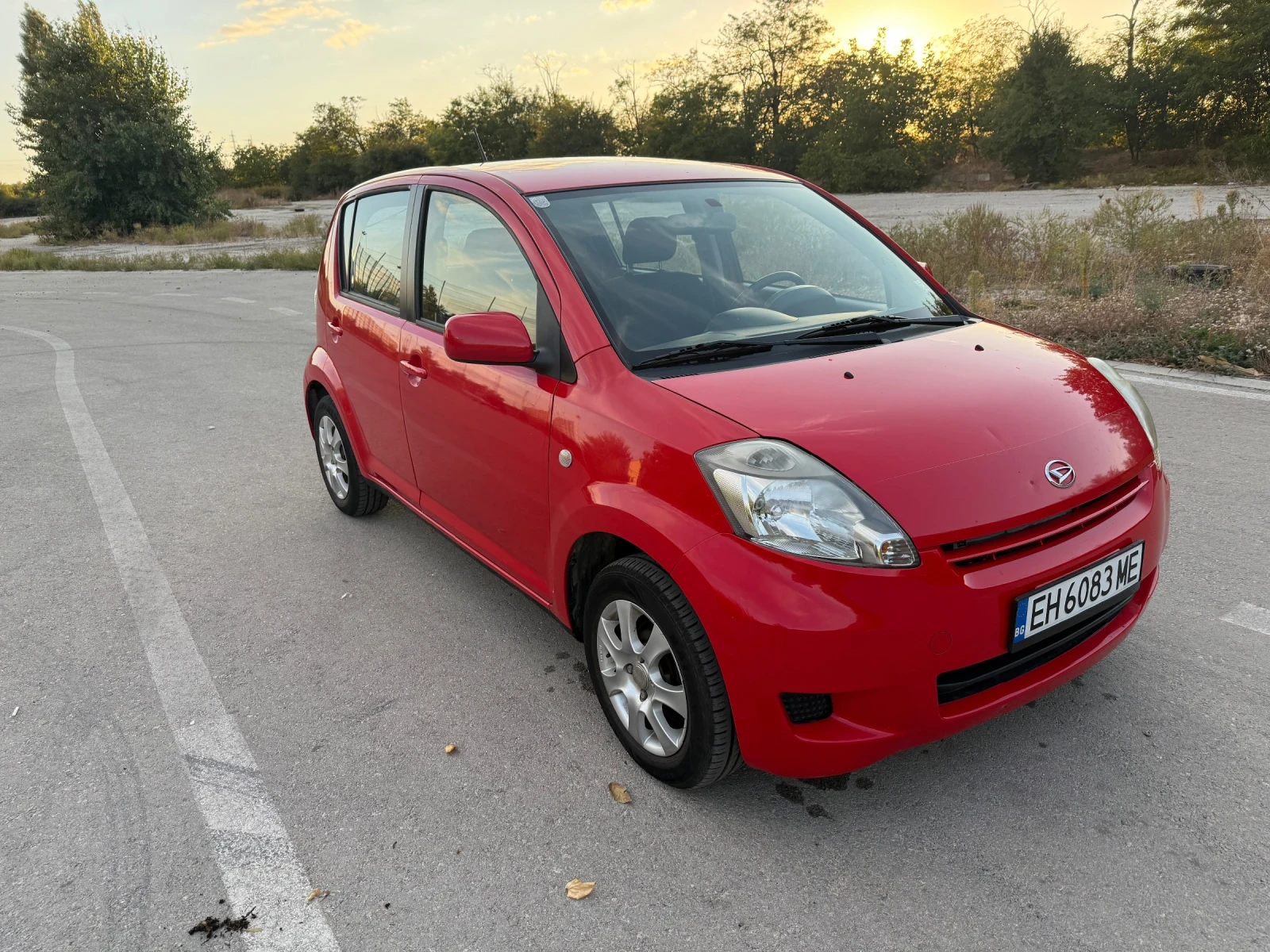 Daihatsu Sirion, снимка 3 - Автомобили и джипове - 56265484