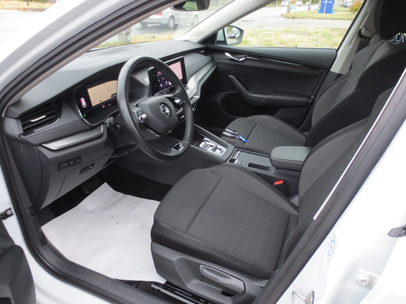 Skoda Octavia 2.0 TDI , снимка 9 - Автомобили и джипове - 56482181
