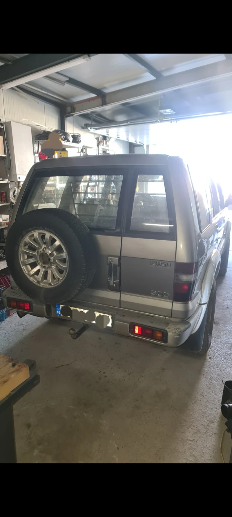 Isuzu Trooper, снимка 4 - Автомобили и джипове - 48646423