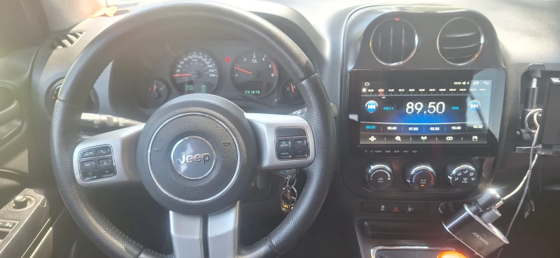 Jeep Compass, снимка 4 - Автомобили и джипове - 52423430