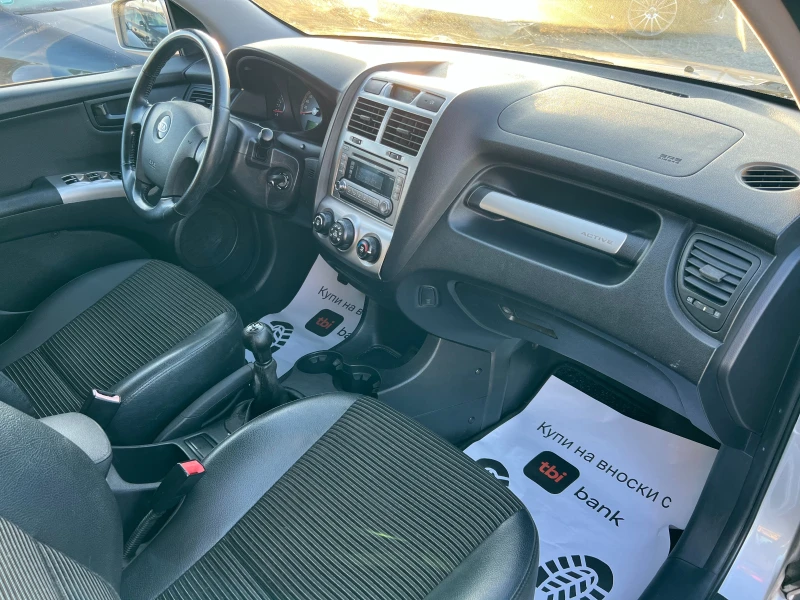 Kia Sportage 2.0 4x4, снимка 11 - Автомобили и джипове - 52755772