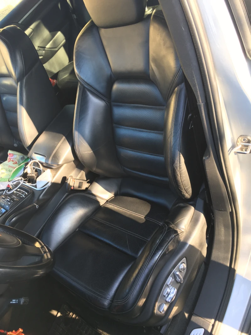 Porsche Cayenne, снимка 3 - Автомобили и джипове - 53387575