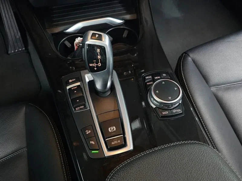 BMW X3 2.0d, снимка 9 - Автомобили и джипове - 54605946