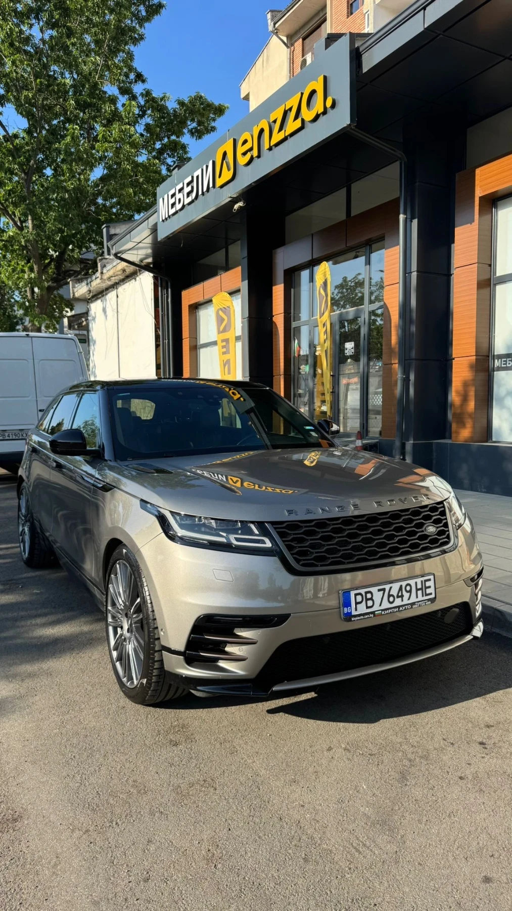 Land Rover Range Rover Velar R-Dynamic, снимка 1