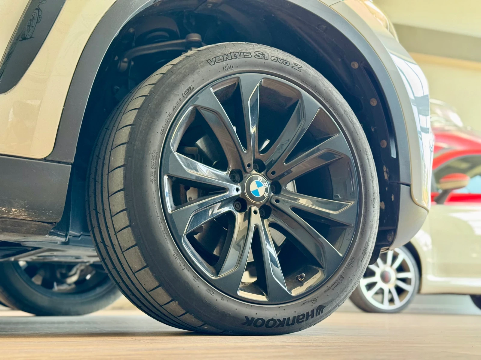 BMW X6 40d xDrive M Sport 1-ви СОБСТВЕНИК - изображение 5