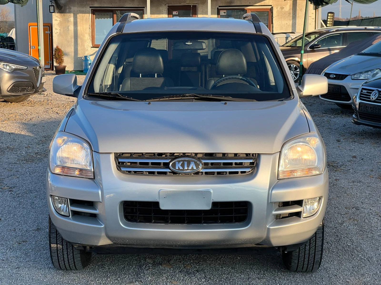 Kia Sportage 2.0 4x4 - изображение 2