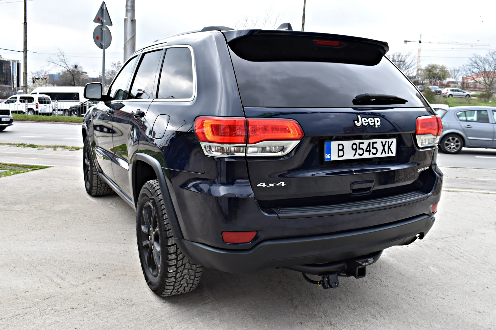 Jeep Grand cherokee 3.6* LARREDO-EDITION, снимка 4 - Автомобили и джипове - 54089946