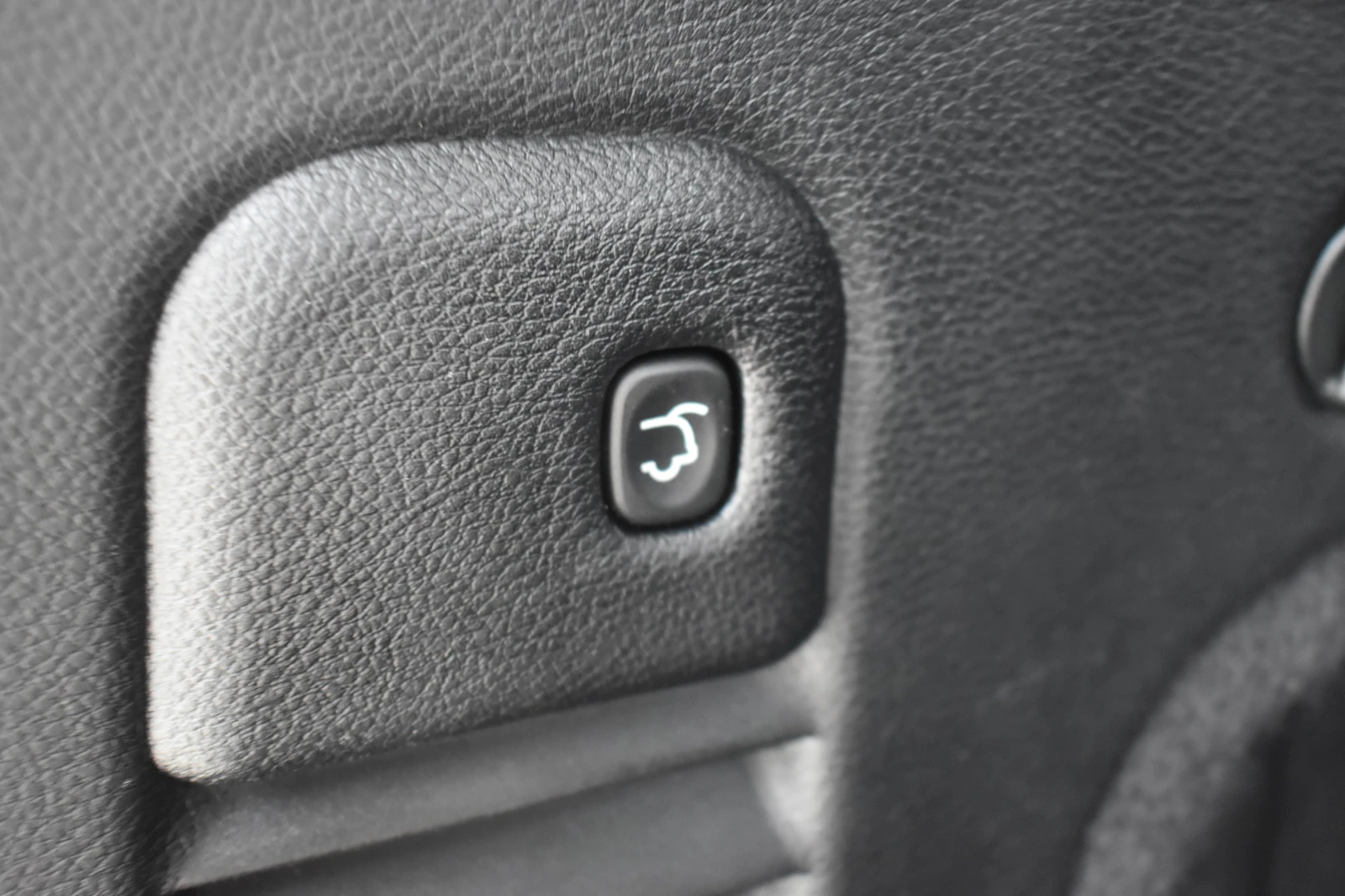 Jeep Grand cherokee 3.6* LARREDO-EDITION, снимка 13 - Автомобили и джипове - 54089946