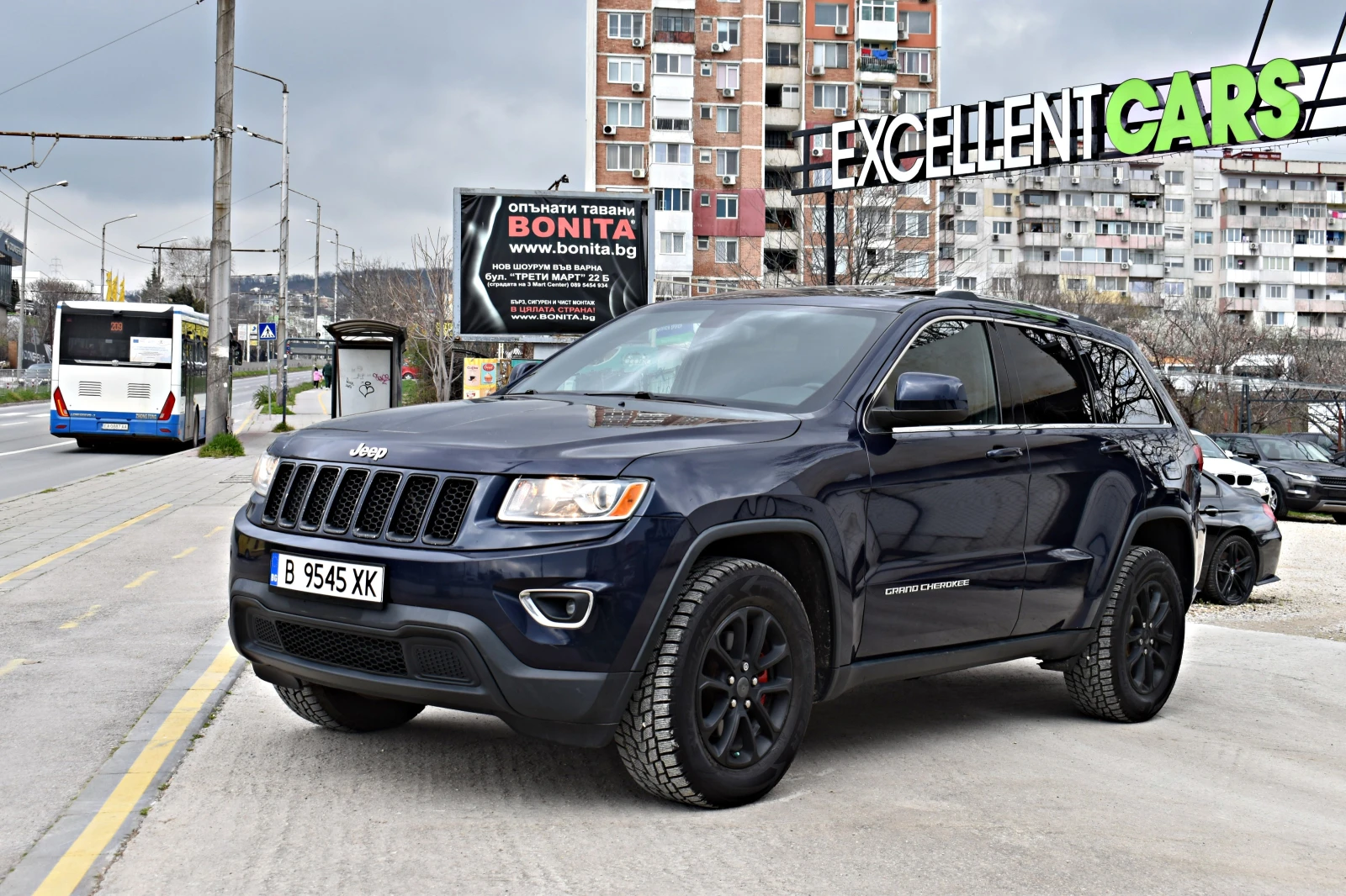 Jeep Grand cherokee 3.6* LARREDO-EDITION