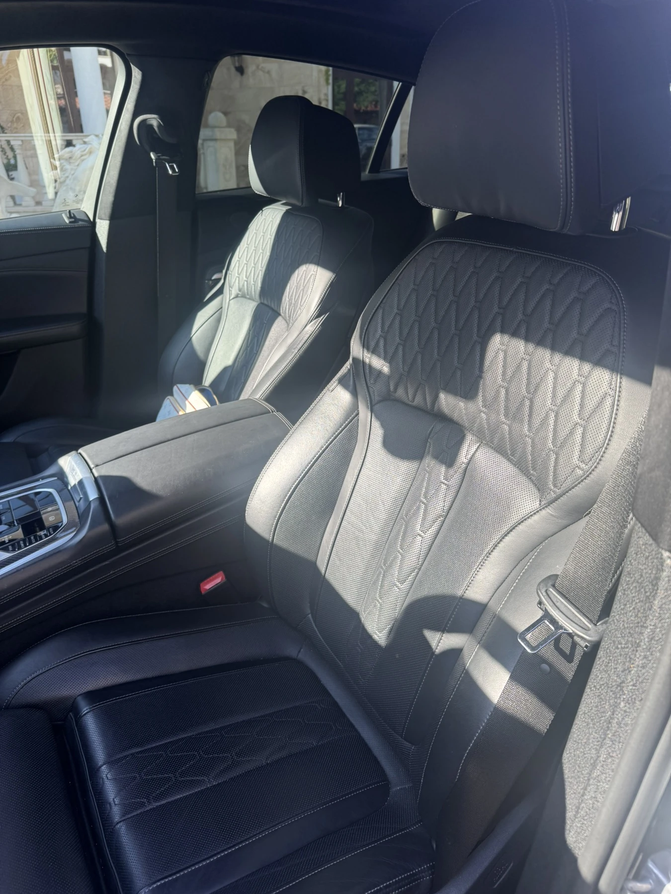 BMW X6 i50 Xdrive ВСИЧКИ ЕКСТРИ, снимка 9 - Автомобили и джипове - 54172165