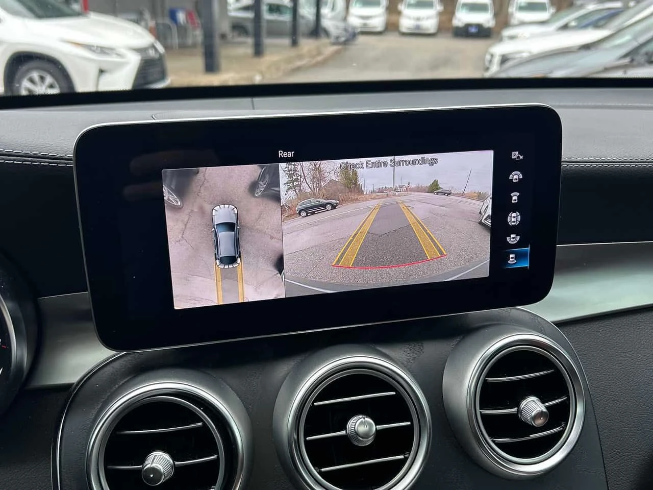 Mercedes-Benz GLC * 300 * CARFAX * ЦЕНА ДО БГ, снимка 12 - Автомобили и джипове - 54215920