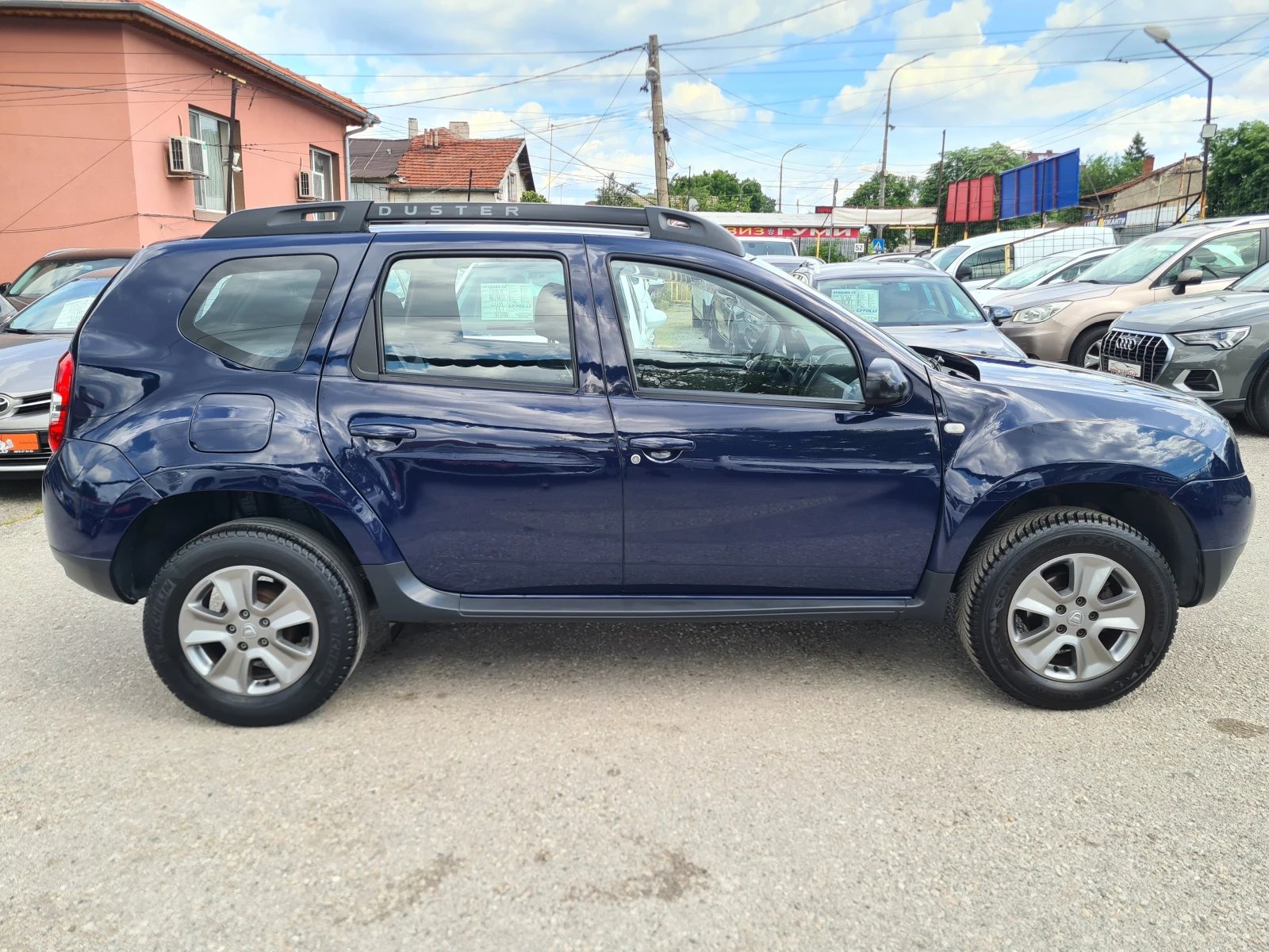 Dacia Duster 1.6i-GPL-НАВИ.-ЕВРО 6В-ЛИЗИНГ, снимка 3 - Автомобили и джипове - 54979409