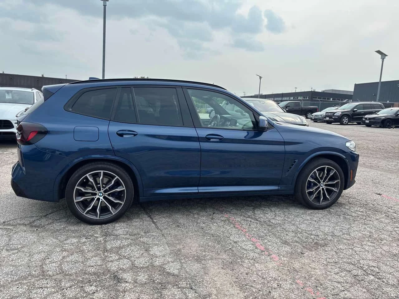 BMW X3 XDRIVE30I * M SPORT PACK* ДВА ЧИФТА ГУМИ/ДЖАНТИ* , снимка 4 - Автомобили и джипове - 55358661