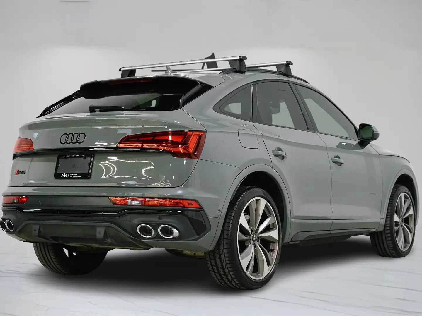 Audi SQ5 SPORTBACK TECHNIK B&O ЦЕНА ДО БЪЛГАРИЯ АВТОКРЕДИТ, снимка 4 - Автомобили и джипове - 55779164